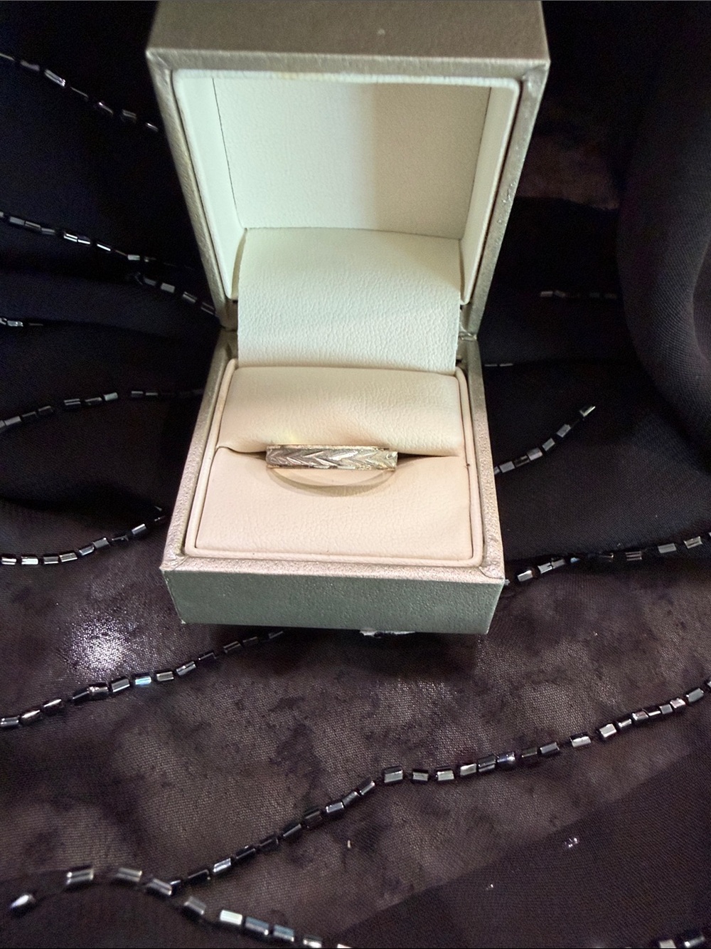 Classic Silver Women's Ring - Unbranded